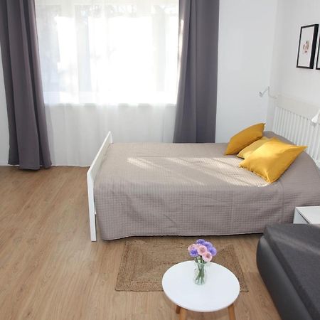 Studio Apartman Mirta I Varaždin Esterno foto