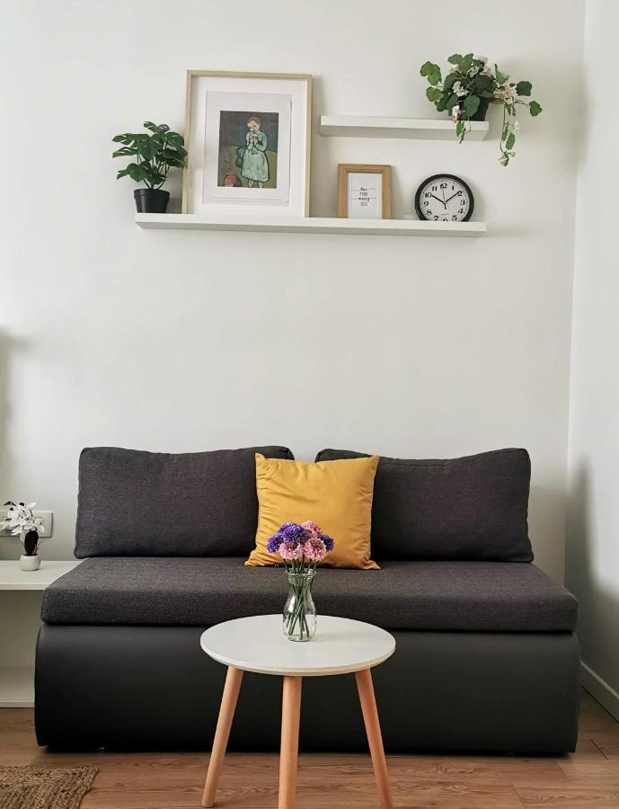 Studio Apartman Mirta I Varaždin Esterno foto